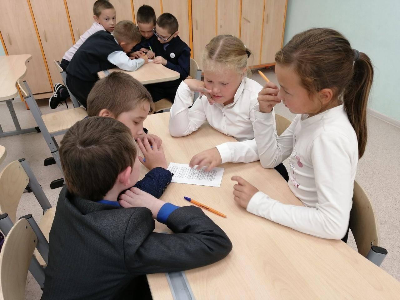 Познавательный час «Права и обязанности детей»