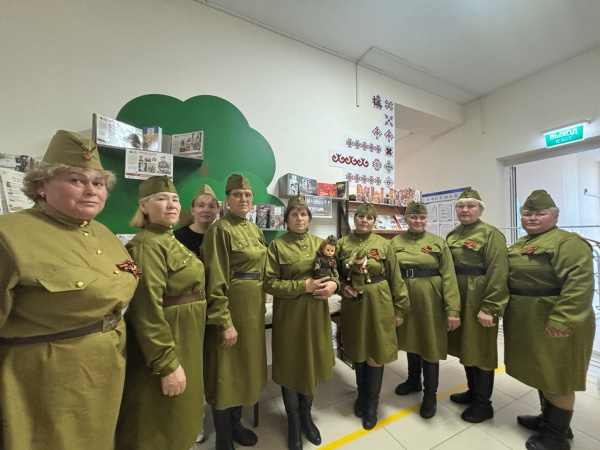 Литературный час «Константин Симонов: и жизнь, и слезы, и любовь» Литературный час «Константин Симонов: и жизнь, и слезы, и любовь»