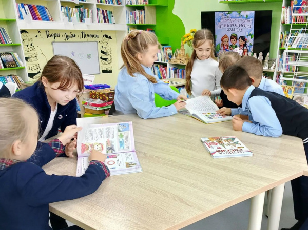Литературный квиз «Дружно книжки мы читаем, на вопросы отвечаем»