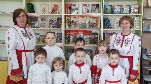 Громкие чтения «Сказки на чувашском языке» 