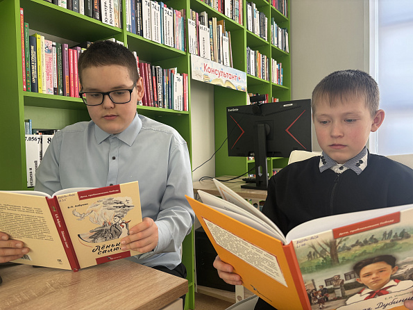 Выставка «Детство, опалённое войной», приуроченная ко Дню памяти юного героя‑антифашиста