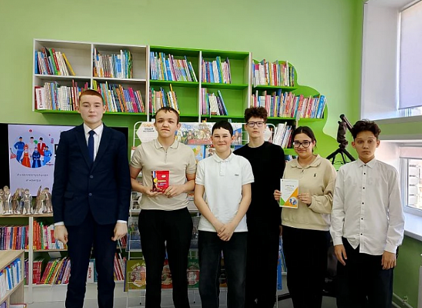 Этно-урок «Традиции народов России» в зале «Сила семьи»