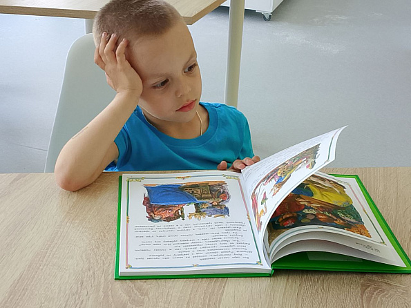 Литературные гонки «Чудо книжки — чудо детям» в зале «Сила семьи»