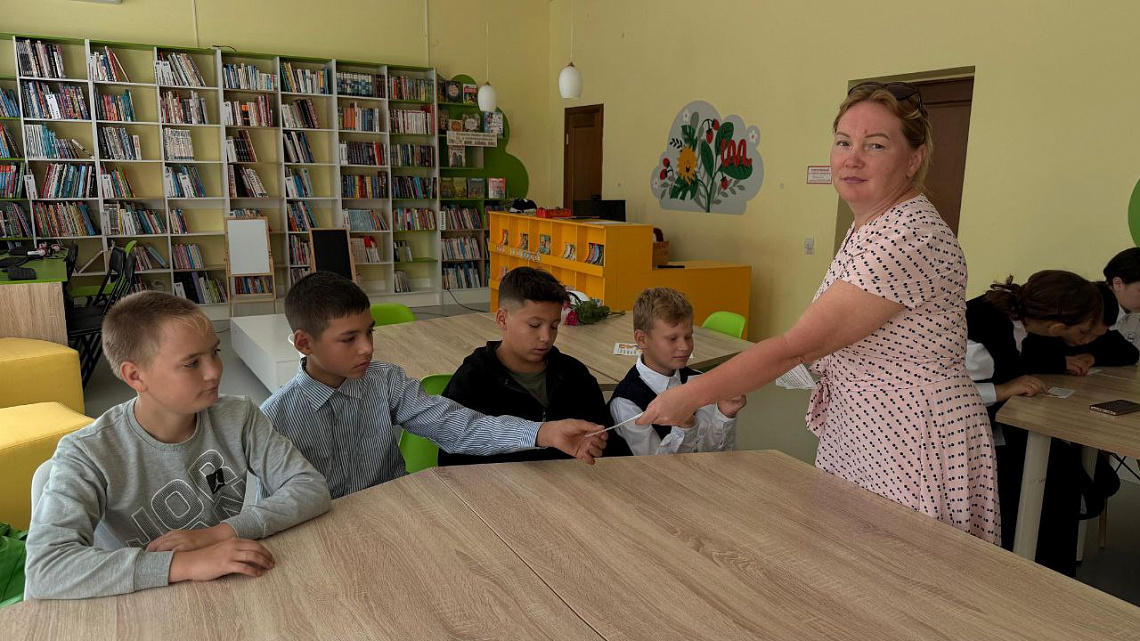 День знаний «Зачем человеку учиться» в зале «Сила семьи» День знаний «Зачем человеку учиться» в зале «Сила семьи»