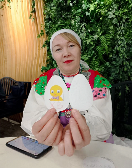 Пасха пришла в гости: мастер-класс от библиотеки в агромаркете «Пехет»